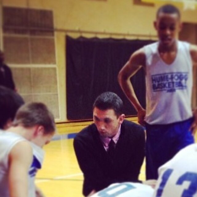 Social Studies teacher
Boys basketball assistant- Warren County High School
Married to @kshutt John 15:5