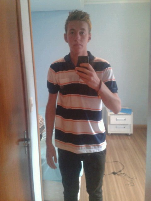 Dio_alemao's profile picture. Eu quero paz, eu quero amor, eu quero reggae todo dia, eu quero uma vida de esperança e cheia de alegria... :))