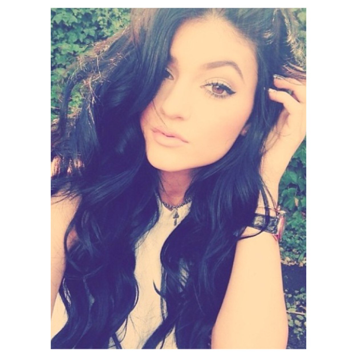 Let's take a walk on the wild side~