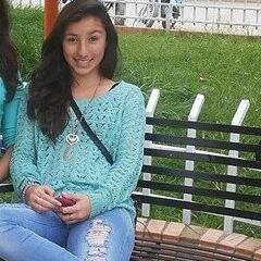 Naci el 24 de febrero de 1998, en bogota , me encanta One Direction .