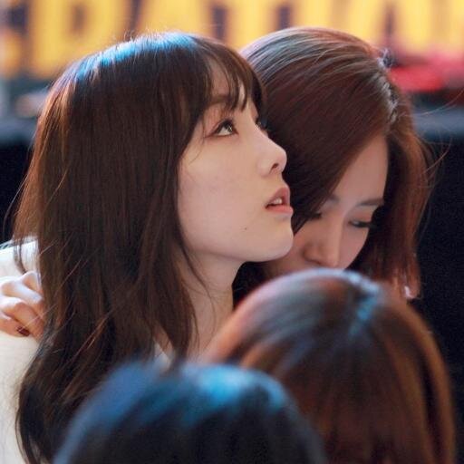 annyeong김태연aka태연 is here~ leader-fakemaknae of 9princess vocal star 89yeoja