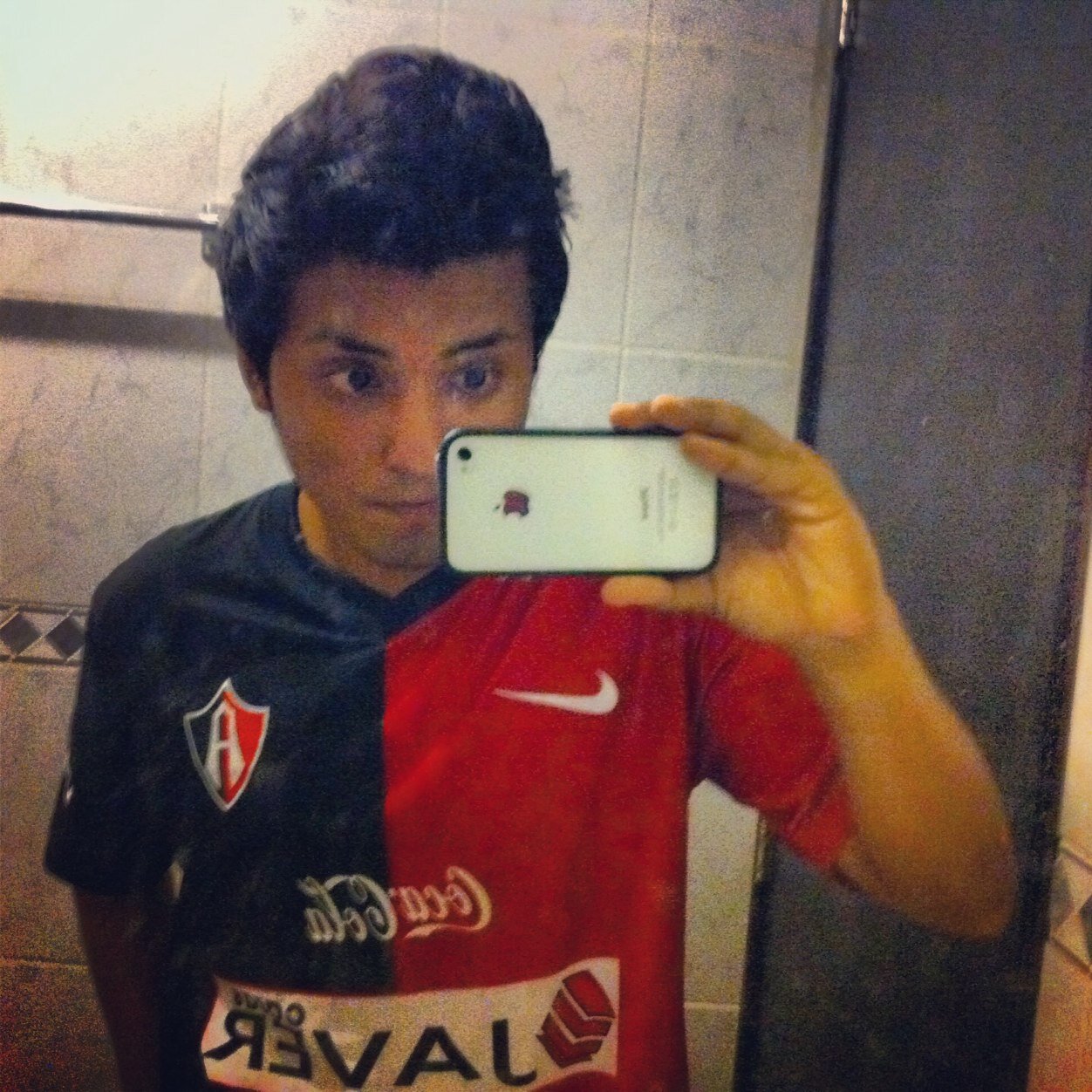 Rojinegro de corazon atlas ❤