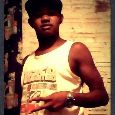 nao fiz twitter para brigar eu fiz para tre mais amizadees.