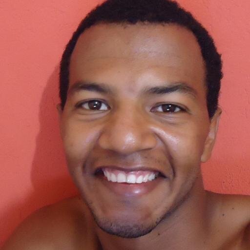QUEM FOI QUE DISSE QUE HOMEN NÃO QUEBRA EU VOU PROVAR PRA VOCÊS EU TENHO MOLEJO NO CORPO É SÓ PRA QUEM SABE MEXER.