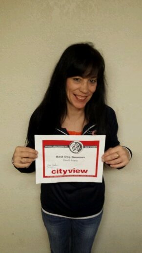 I am a professional dog groomer. I have been grooming since 1993. Voted Cityviews DM Best Groomer  2014, 2016 & 2017.  515-333-9326.
