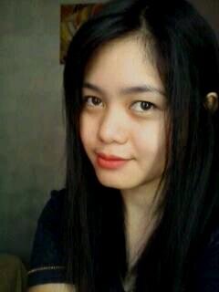 yna_celada's profile picture. Do not chase or beg people,EVER. Be you and do your own thing. The right people who belong in your life will come to you & stay.