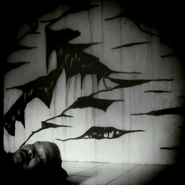 JLockot's profile picture. poligami