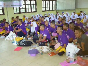 Pend13Geografi's profile picture. Official Twitter FKIP Geografi Universitas Lambung Mangkurat Banjarmasin 2013 | Geography Mother of Science | #UNLAM