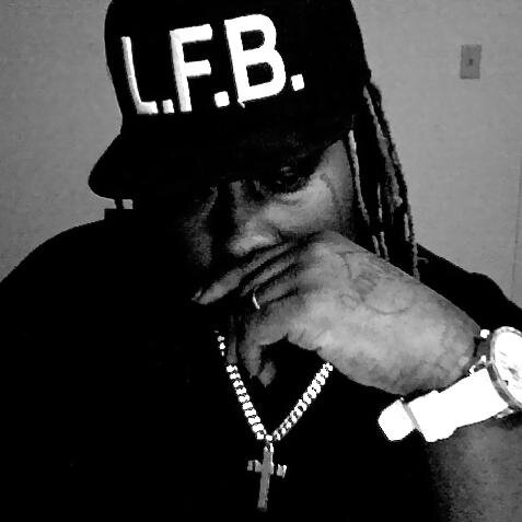 SMOKEDIZZLE662's profile picture. 