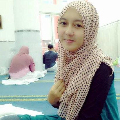 |♥abah ummi, my sisters |simple girl |caring| happy to share with my plend | administration business of STIA Mandala Indonesia