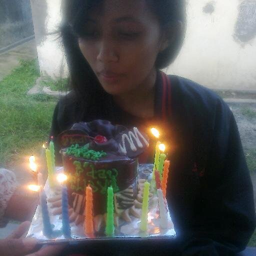 _elysaks's profile picture. Tombol follownya rusak, klik aja kalo gk percaya! || akun baru dari @elysaks