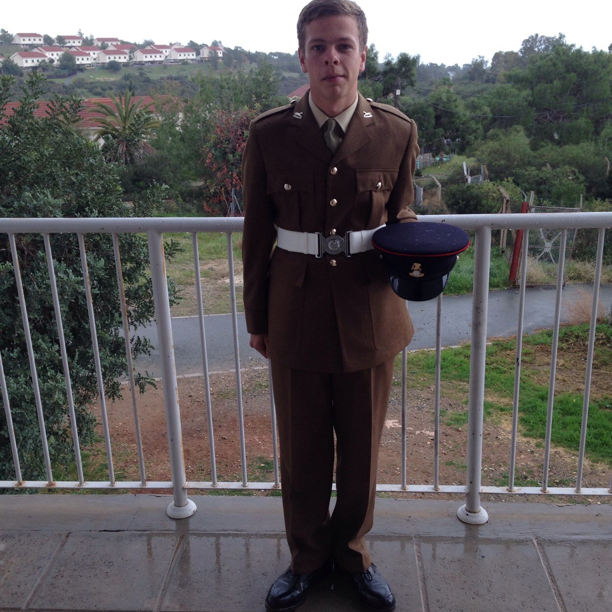 Iruleyoussuck's profile picture. In the time its taken you to read this, you will already have your 1st impression. If you like, follow i follow back, if not then dont bother ya wasting ya time