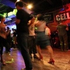 CELL_COMPLEX's profile picture. 1F DINNERS&CAFE 「SORPRESSA」
B1F イベントスペース「CELL」 
B2F 「Ethnic DANCE STUDIO」総合アカウントです。
ゾッコン大阪！！