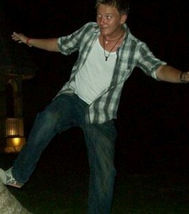 RobirelandRi's profile picture. # sous chef #chef # junior management # motorcyclists