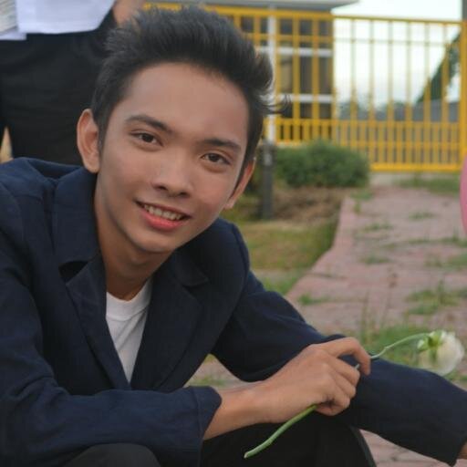 davinsicode's profile picture. Software Engineer.