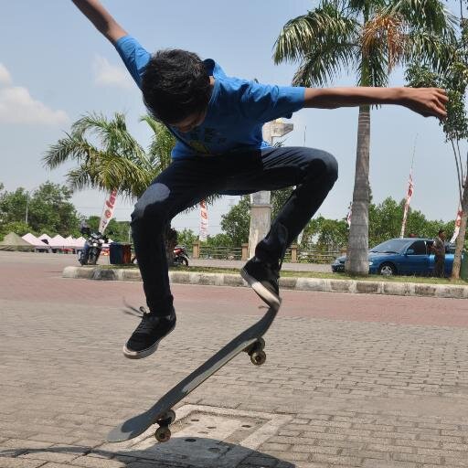 hamzah_dimas's profile picture. Stuck @adityosita_ .

Still NEKER!.STiLL FREE!