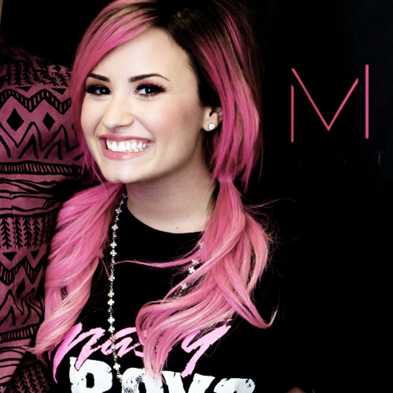 Cuenta de apoyo a la artista Demi Lovato desde Cáceres, Extremadura. {Stay Strong}