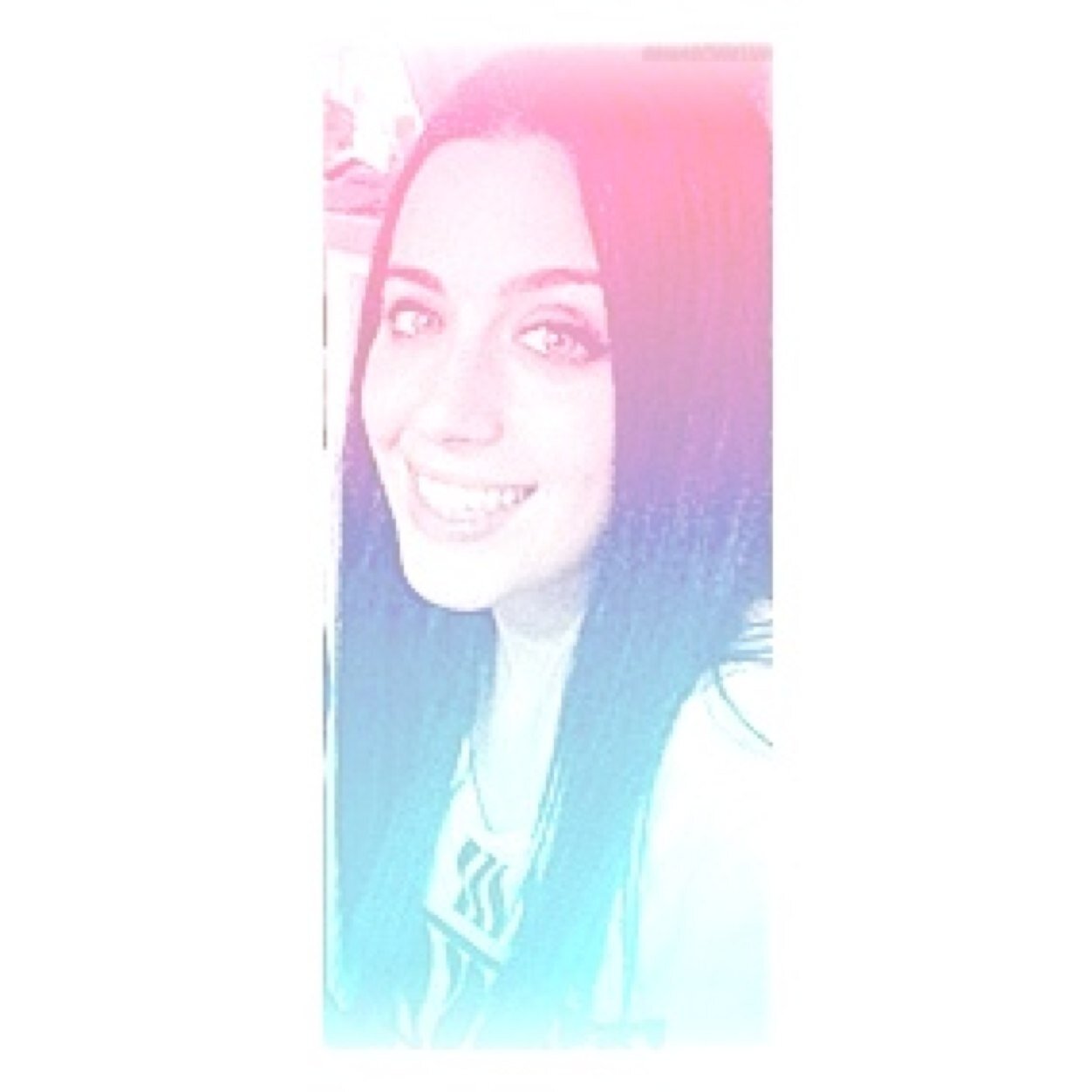 Cuenta OFICIAL dedicada a @SoniaSweetC desde Huelva •Obviously• [Mini-Bluehair de Sonia]. Desde el principio hasta el final con ellas. —Sonia Gómez González—