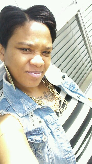 EVERY KISS BEGINS WIT *KAYYYY*