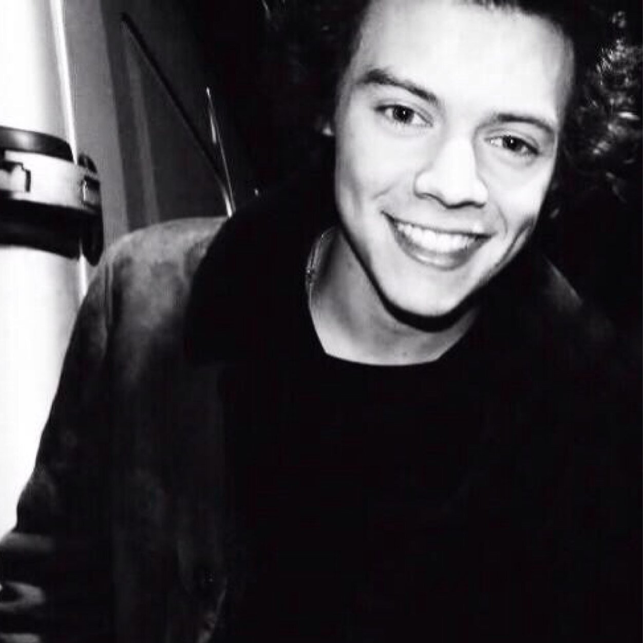 disneyfthxrry's profile picture. Dont follow this please follow @stylesmirth cause she gave you this free follow