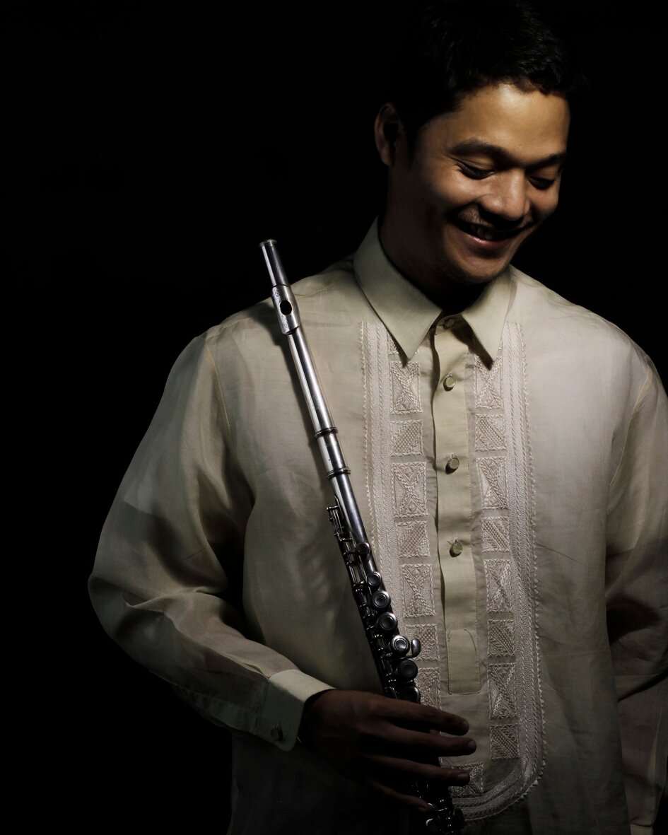 Businessman, Financial Consultant, Stock Investor, Blogger, Flutist, lover of life!!! :)