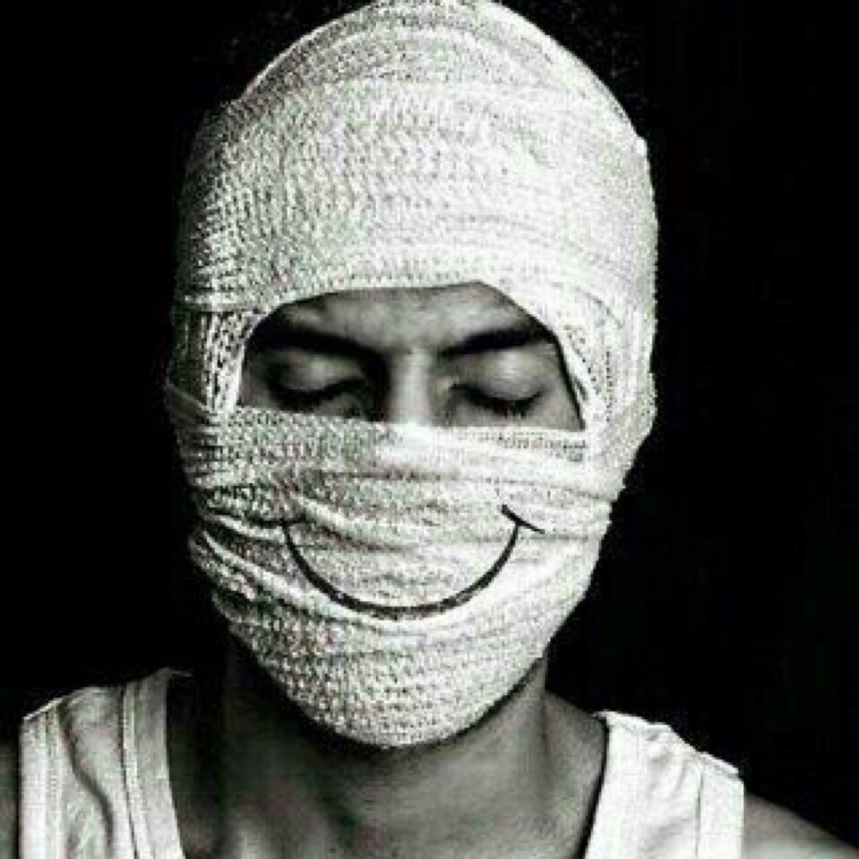 _iiiiM's profile picture. 