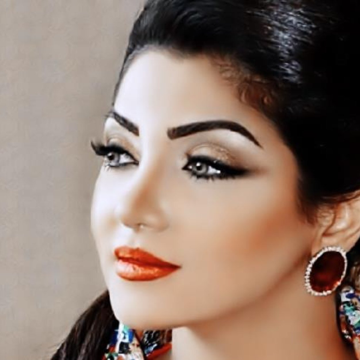 اعاجب شهد