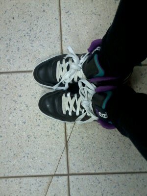 forever_kira's profile picture. Hi! i'm french , I love eating and I love One direction they are my heros *-*