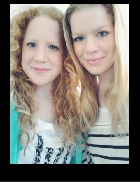 G2d♥ i love you x cherell♥heeii love you al zo lang beste vriendinnen wjnmk x annemiek ♥Loveyou , altijd lol met jou mwhihi. xoxo Nina :) ♥