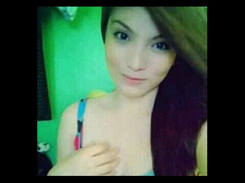 Majestically beauty,totally nice,,potentially explode,proudly liverpool and real madrid fan.. Line: fransiscamega