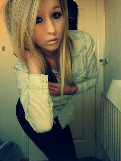 Got the most best friend ever, please follow me I will follow back:)promo