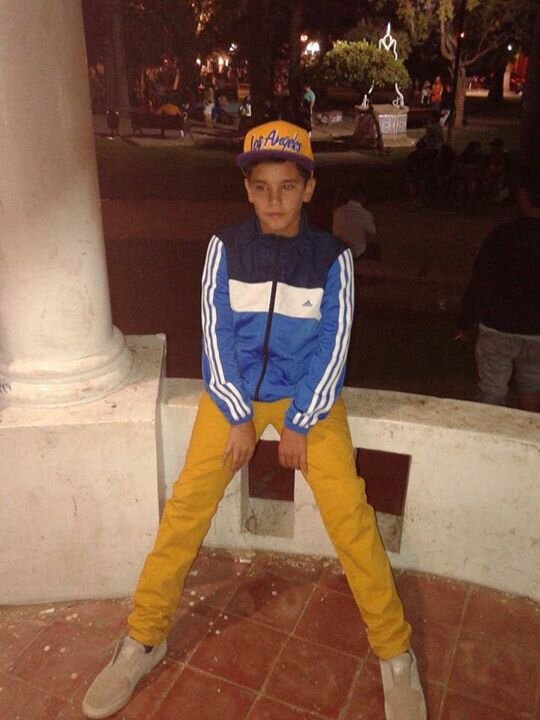 Me gusta la musica y el futbol3 y no puedo dejar mi viso ke es apoyar al colo colo sjakjskajs y kero conocer gente nueva