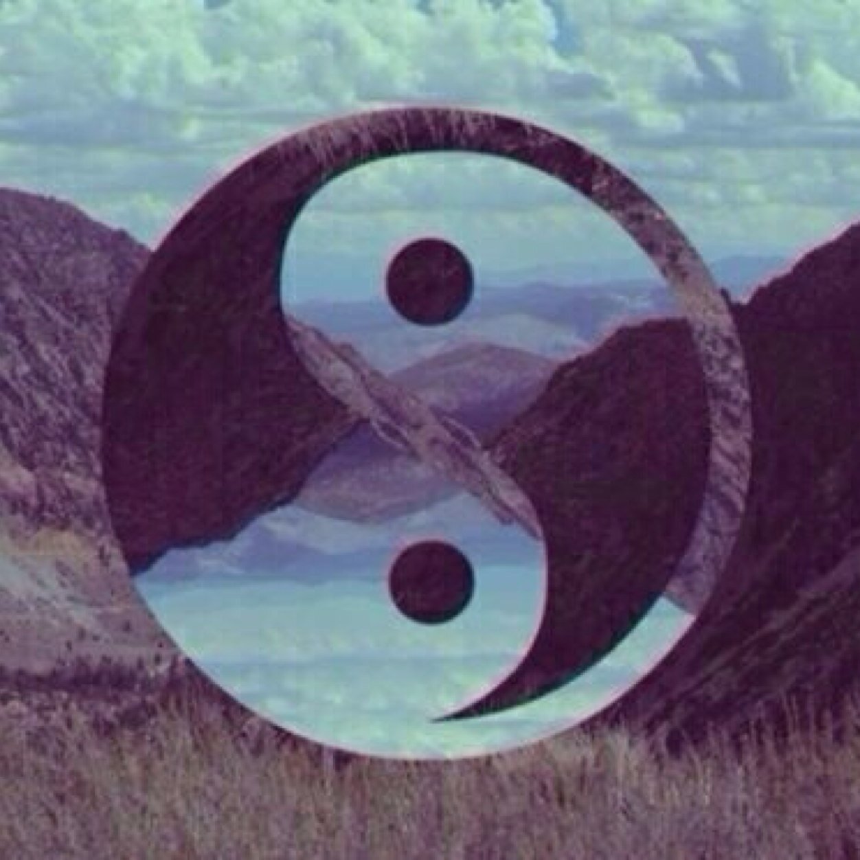 Radiating good vibes to you on a daily basis to keep you energized, spiritually able, and relaxed.