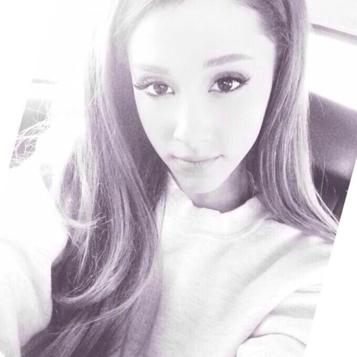 | Arianator here | @Arianagrande youre my whole life, i love you so much, please follow me | Ariana come to Puerto Rico |