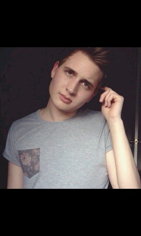 I like youtubers ♡ *crys bc 0/6*
