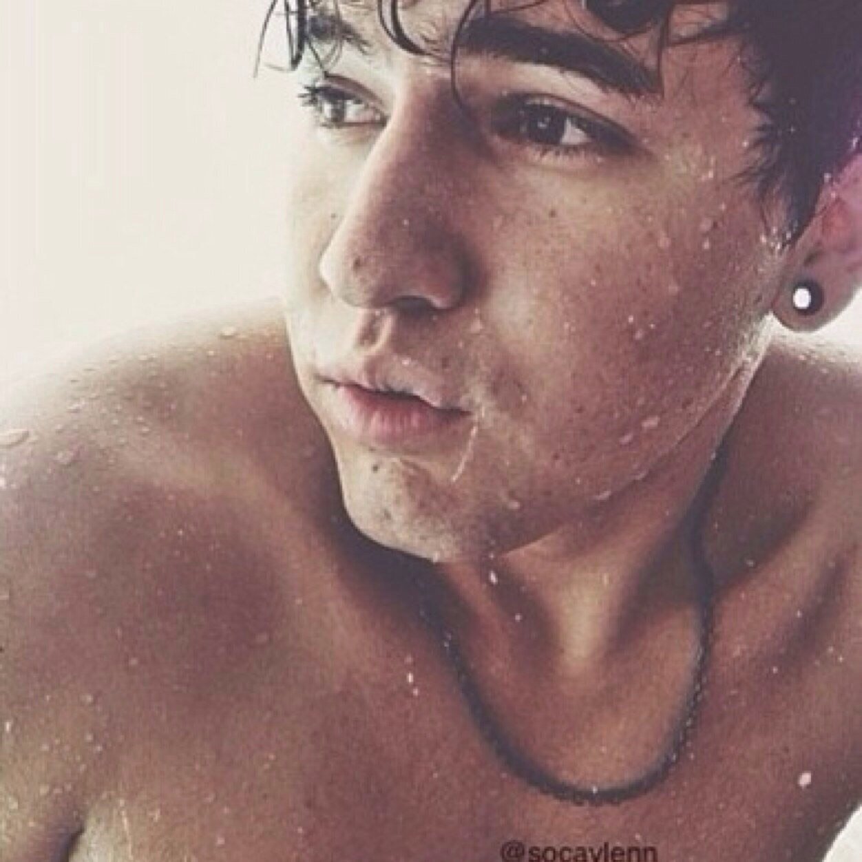 socaylenn's profile picture. Hello (: jcs icon is not mine