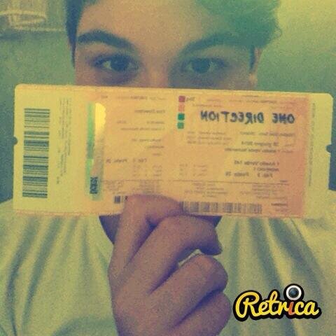 #28062014 #05042014 One Direction's Live In Milan *-* One Direction's Follow Me *-* Hiii i'm directioner boy