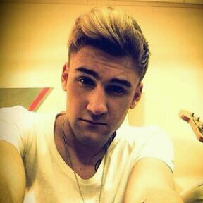 Amo a Auryn y a Pablo alboran
