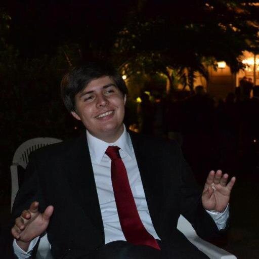 Boliviano | Derecho | Republicano | Zaguero central