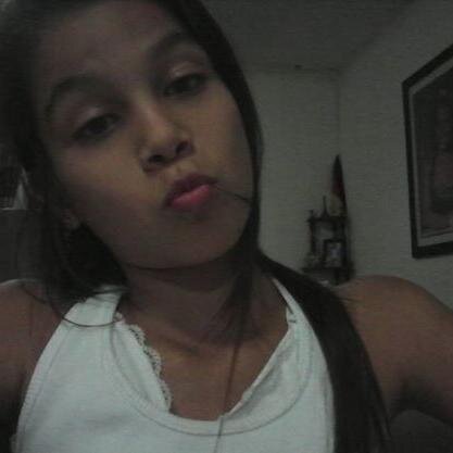 y eso