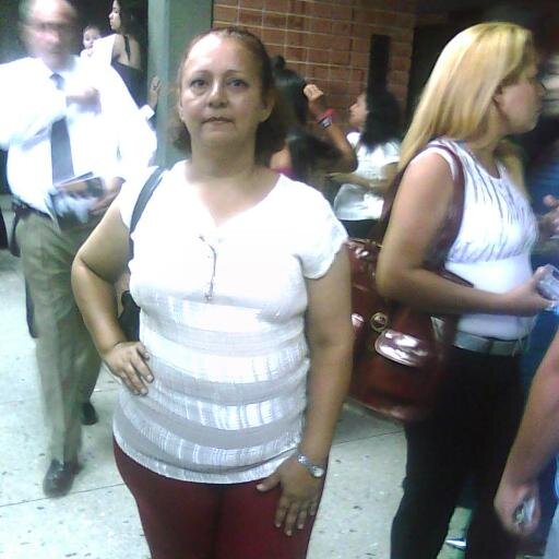 IsmeniaUl's profile picture. Lcda. en Educación