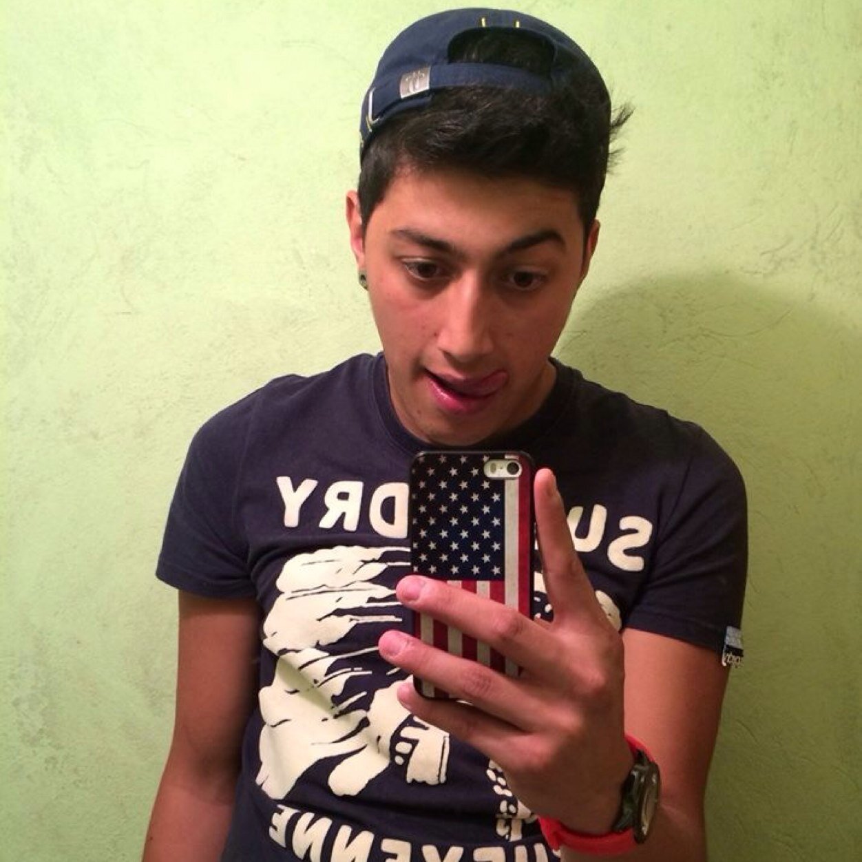 Sigueme Skype tatangomez_30 Instagram tatan_gomez Whatsapp 3043862785  :3 -.-