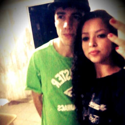 oo meu amor é teu; teu sorriso me faz sorrir ♪♫' #Everton i love @DanadaaBaixinha