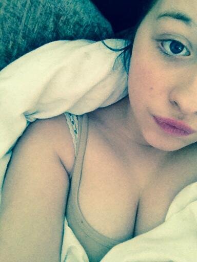 Follow me and ill follow you back;* Love all my family±bestfriend3