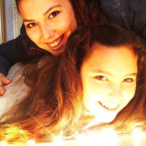 DesiFernandez4's profile picture. QuErErLe Y sAbEr Q eL nO..............pEnSaR eN tI SiN MerEcErTeLo......QuE AlGuIeN dE vERDa Te aPrEcIe Sin SaBeRlo Y dARte cUeNtA TaRDE........eS lOqUe joDe!!!