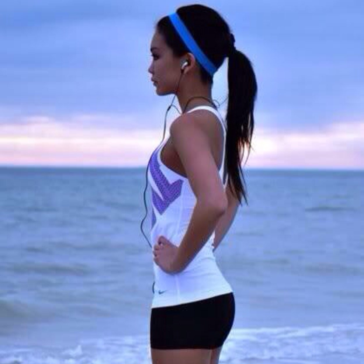 hiddenanagirl's profile picture. This is my new start! Success in the making! I want to be a stong, thin, and beautiful college girl working towards her PhD! CW-130 UGW-100