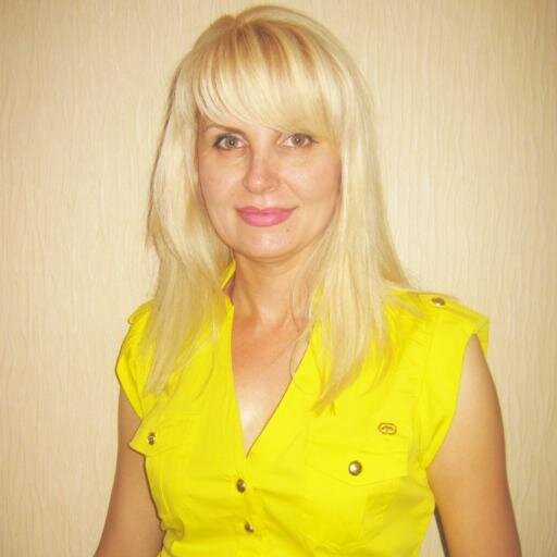 LarisaLisa21's profile picture. 