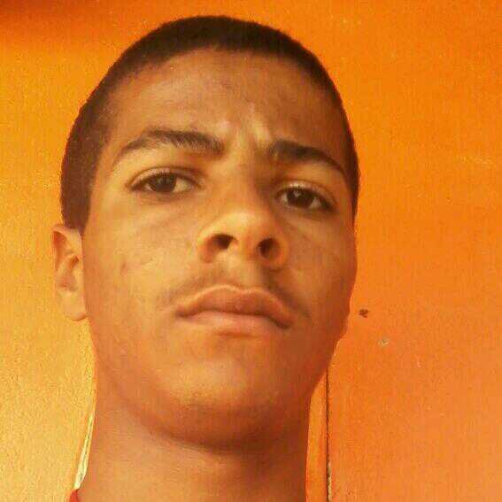 carlos12842's profile picture. 