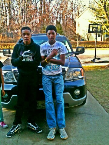 IG: AlmightyNell ✊