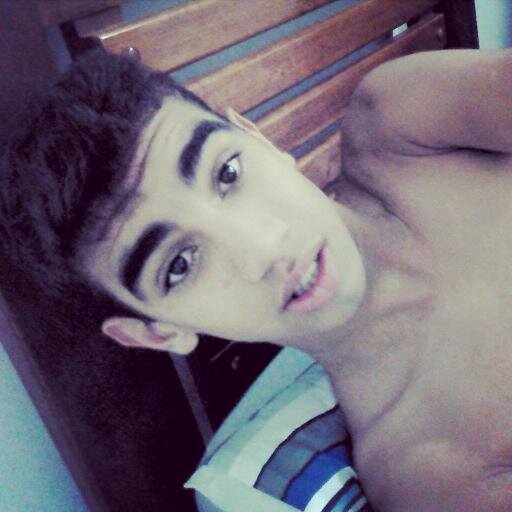 †  ❝ A minha alma espera somente em Deus; dele vem a minha salvação.        ✌     — Salmo 62:1❞,